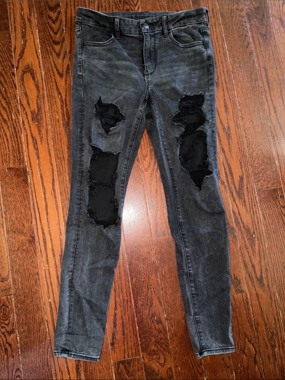 American Eagle Outfitters Black Distressed Skinny Jeans
